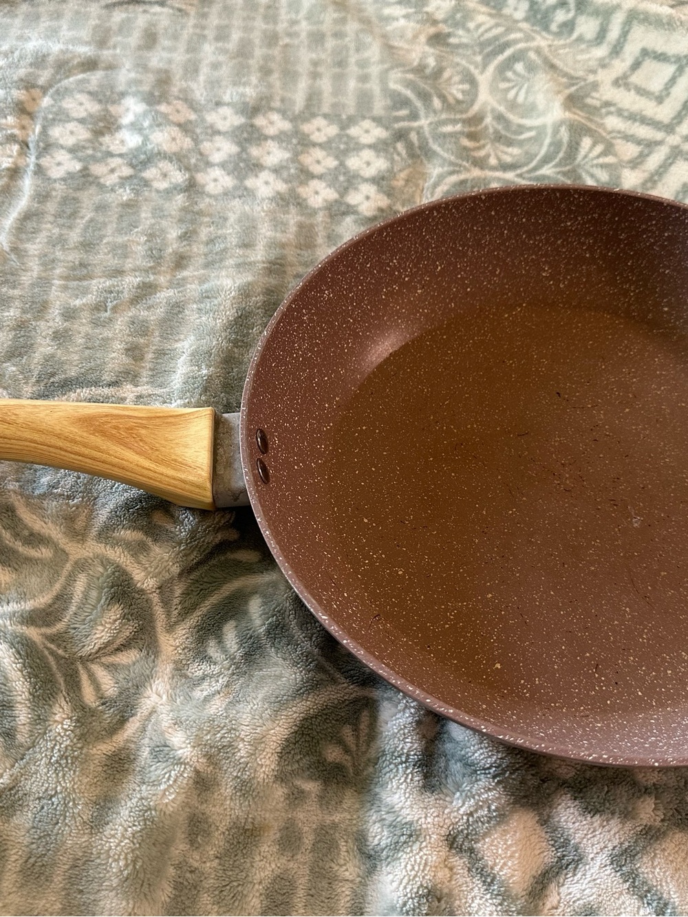 12” Innerwell Ceramic Nonstick Brown Frying Pan with Wood-Style Handle